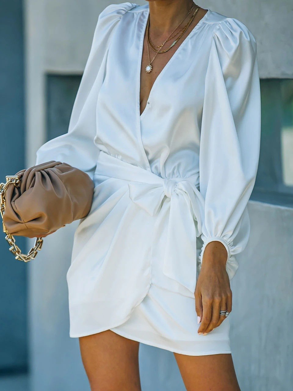 V Neck Slim Lantern Sleeve Mini Dress