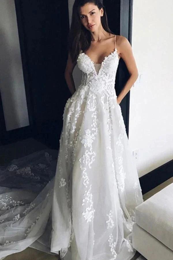 V Neck Spaghetti Straps Appliques Court Train Tulle Wedding Dress (ZD15416)