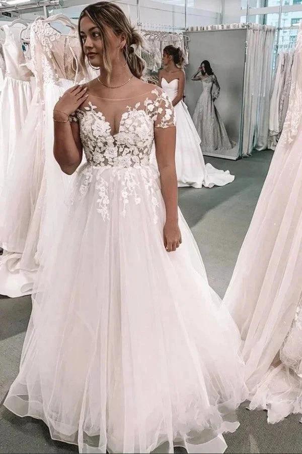 Vintage Long A-Line Bateau Appliques Lace Tulle Wedding Dress with Sleeves (ZD15135)