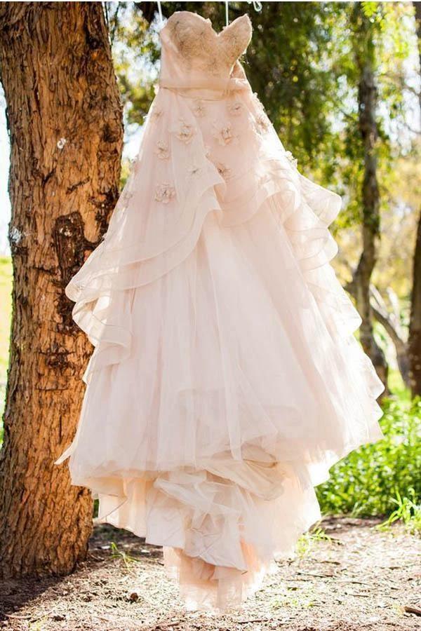 Vintage Strapless Sweetheart Neckline Flower Tulle Wedding Dress (ZD15410)