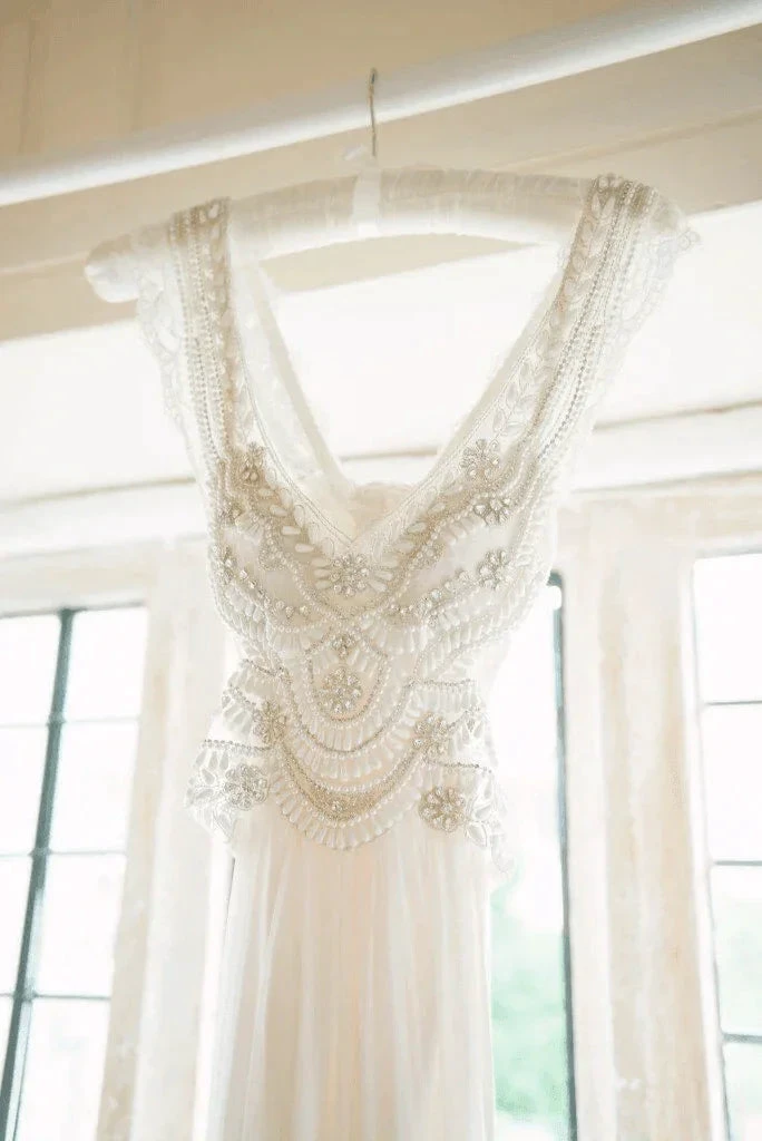 Wedding Dresses Modest Deep V-neck  Beach Open Back Bridal Gowns (ZD16253)