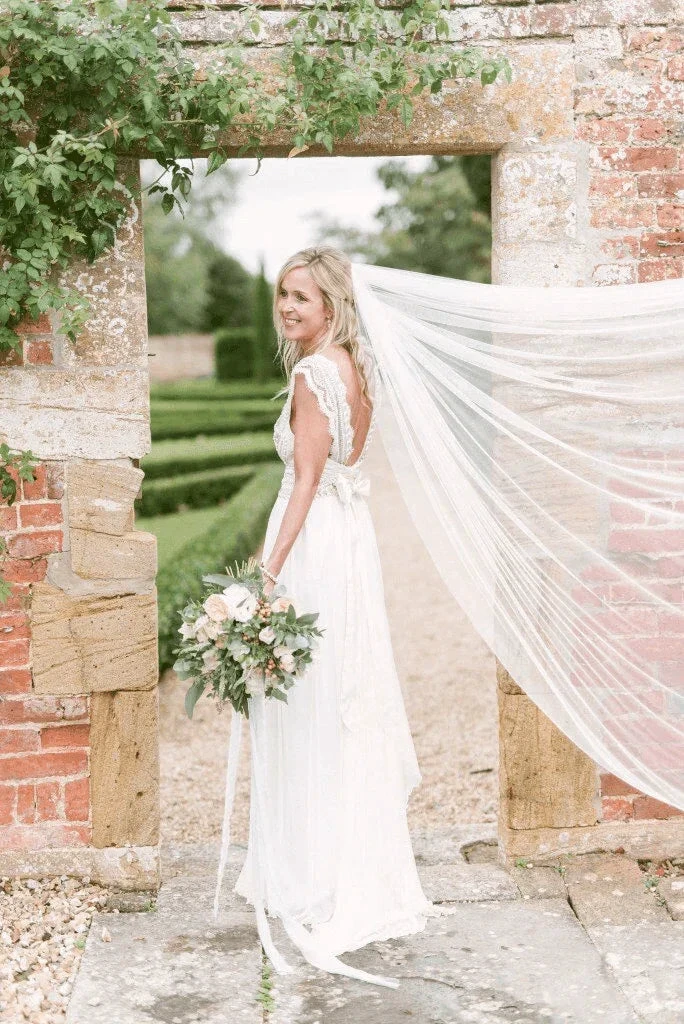 Wedding Dresses Modest Deep V-neck  Beach Open Back Bridal Gowns (ZD16253)